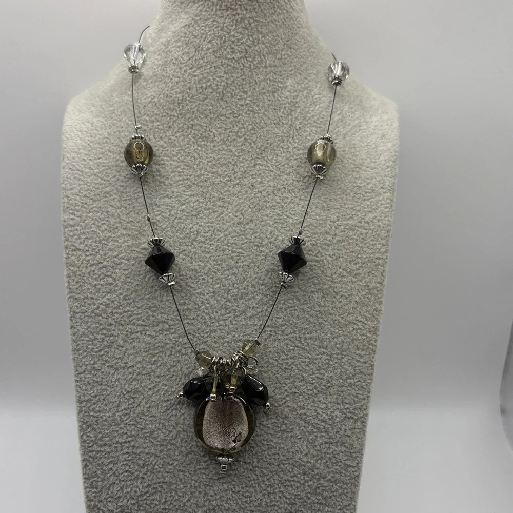 Venetian Glass Wire Necklace Chic Black and Silver Pendant Necklace